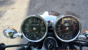 Yamaha SR 400 (2013 - 17)  (6)