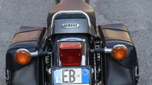 Yamaha SR 400 (2013 - 17)  (3)