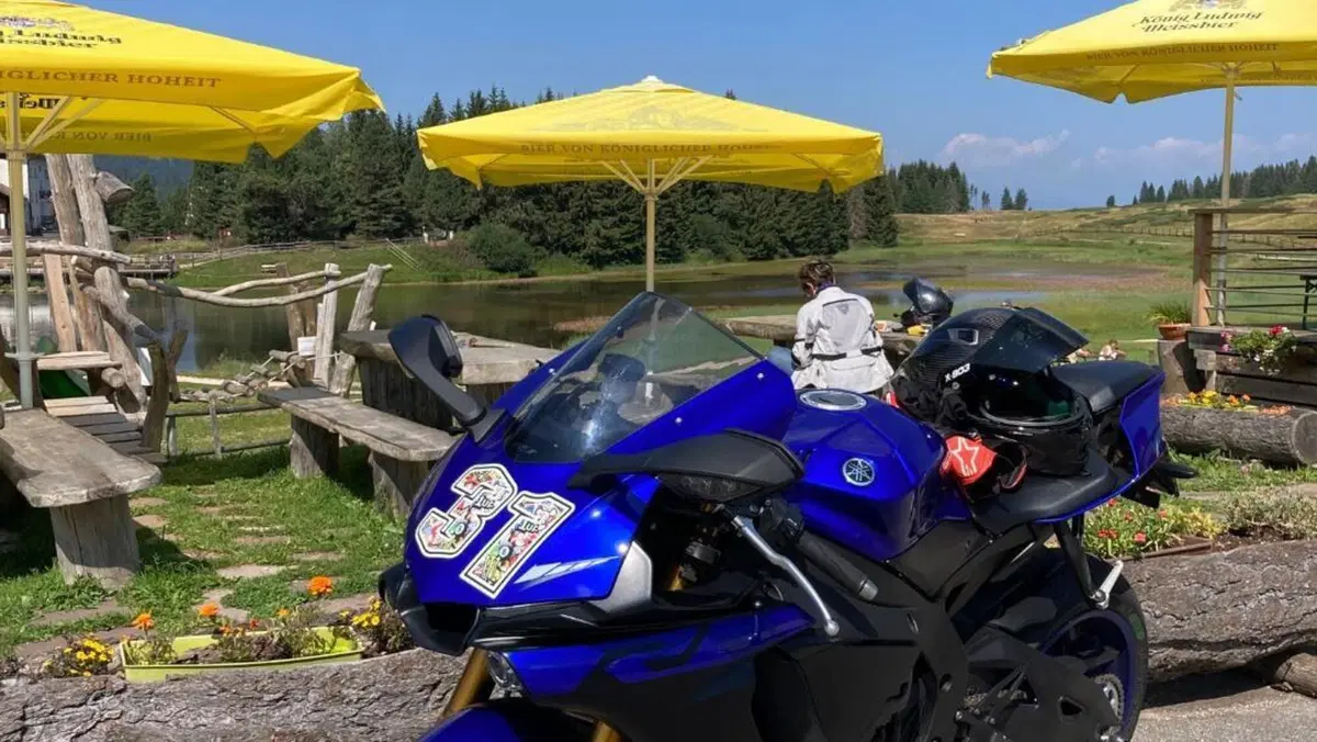 Yamaha YZF R1 (2017 - 19)  (3)