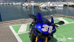 Yamaha YZF R1 (2017 - 19)  (7)