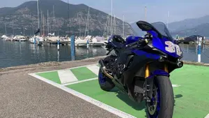 Yamaha YZF R1 (2017 - 19)  (9)