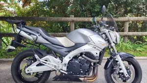 Suzuki GSR 600 (2006 - 11)  (3)