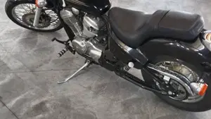 Honda VT 600 C Shadow (1989 - 02)  (4)