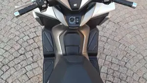 Honda Forza 350 (2022 - 24)  (4)