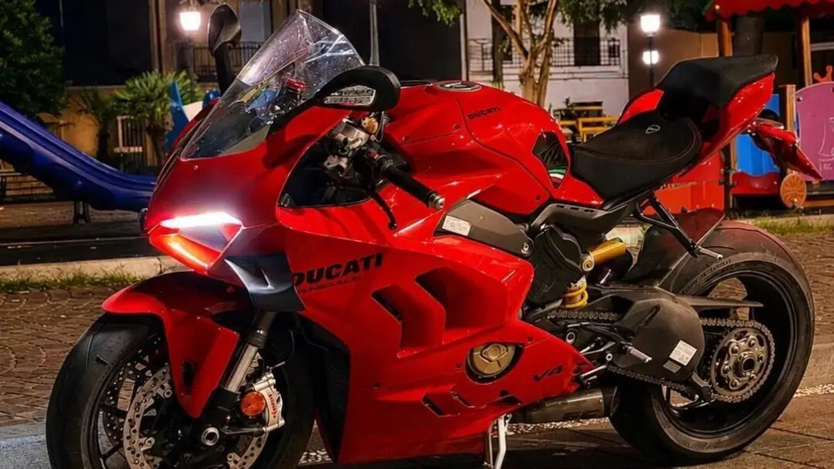 Ducati Panigale V4 (2022 - 24) 
