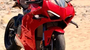Ducati Panigale V4 (2022 - 24)  (2)