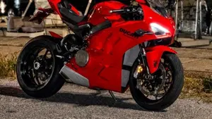 Ducati Panigale V4 (2022 - 24)  (7)