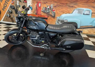Moto Guzzi V7 II Stone (2015 - 17) - Annuncio 10088407