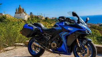 Suzuki GSX-S1000GT (2022 - 24) usata