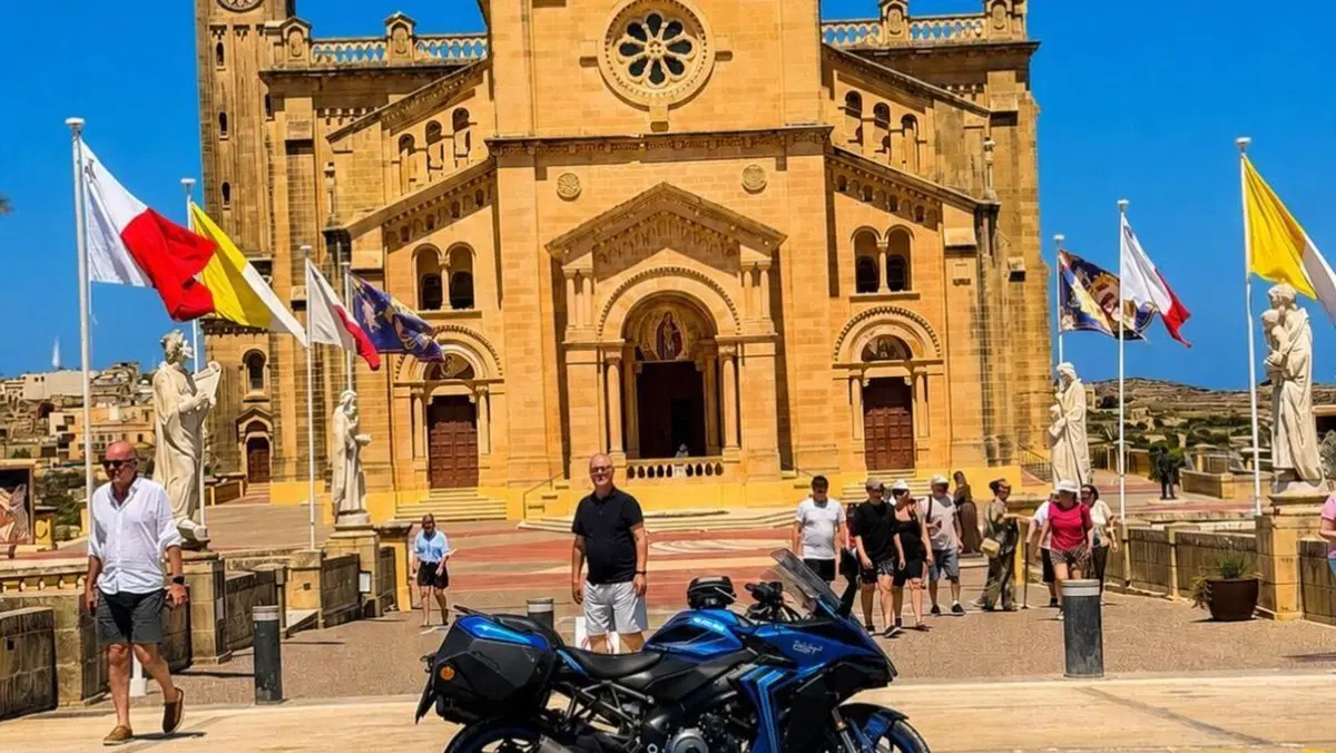 Suzuki GSX-S1000GT (2022 - 24)  (8)