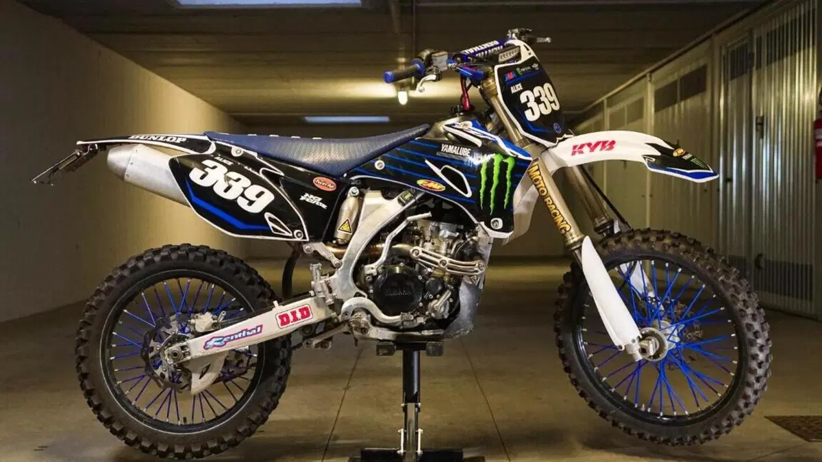 Yamaha YZ 250 F (2024)  (3)