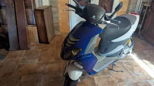 Piaggio NRG 50 Power DD (2004 - 17)  (2)