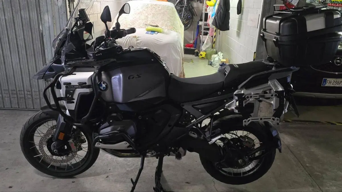 Bmw R 1300 GS Adventure Triple Black (2025 - 26)  (4)