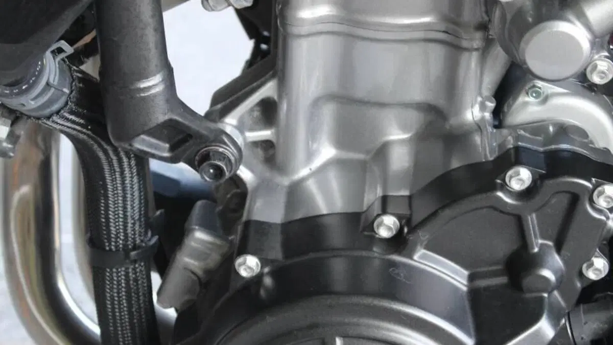 Honda CB 500 X (2022 - 23)  (4)