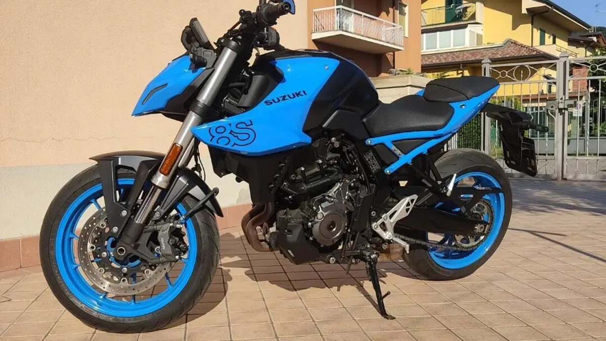 Suzuki GSX-8S (2023 - 24) 