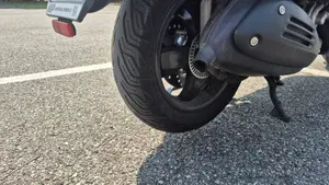 Vespa GTS 300 Hpe (2021 - 22)  (9)