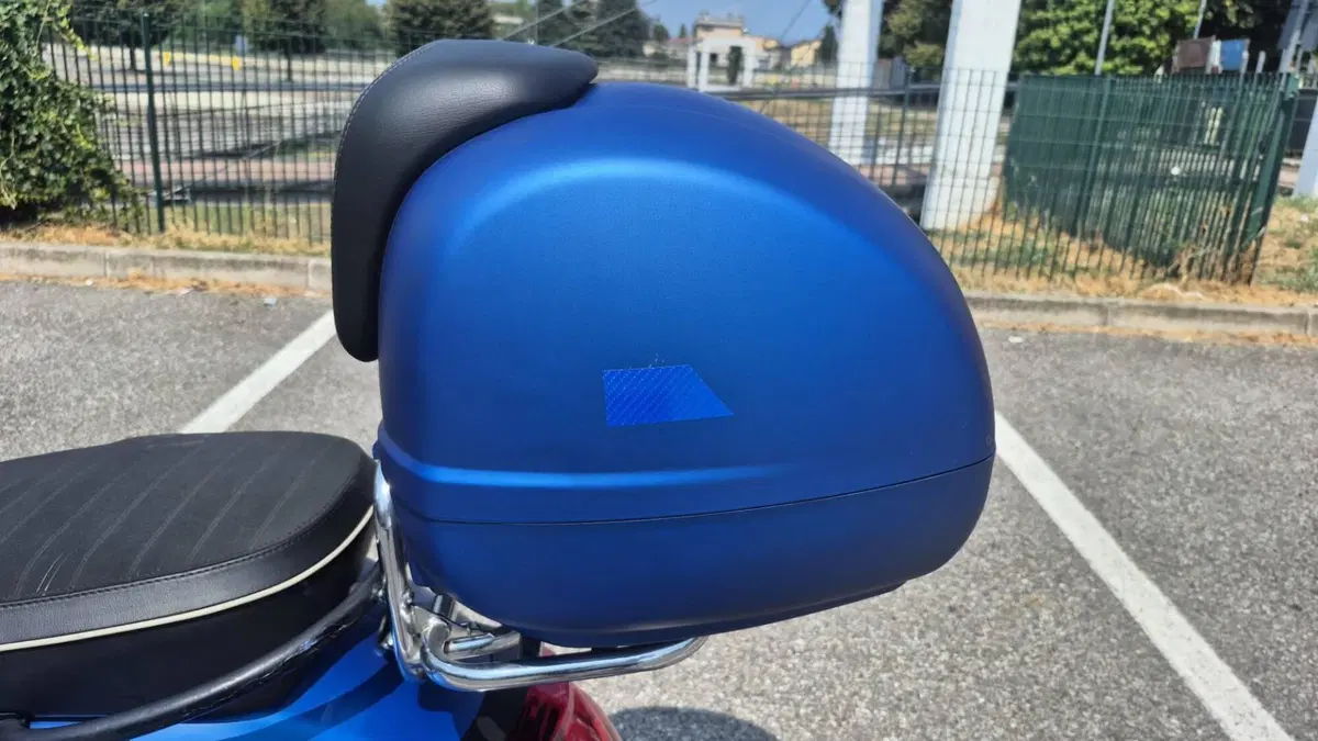 Vespa GTS 300 Hpe (2021 - 22)  (7)