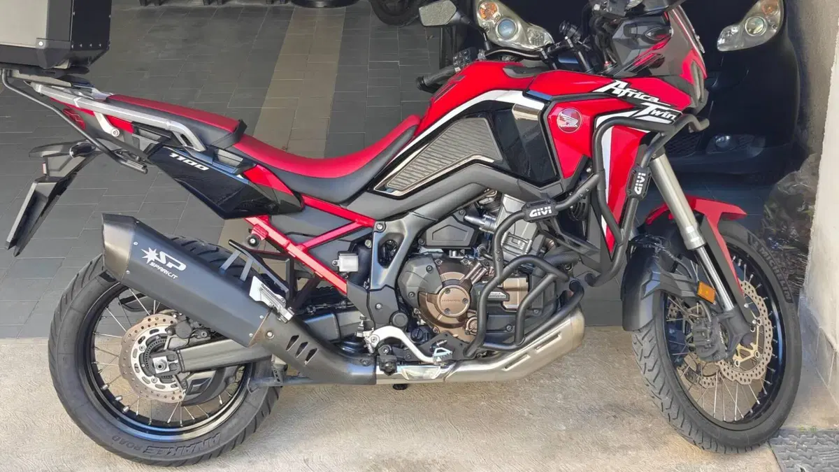Honda Africa Twin CRF 1100L DCT (2020 - 21)  (2)