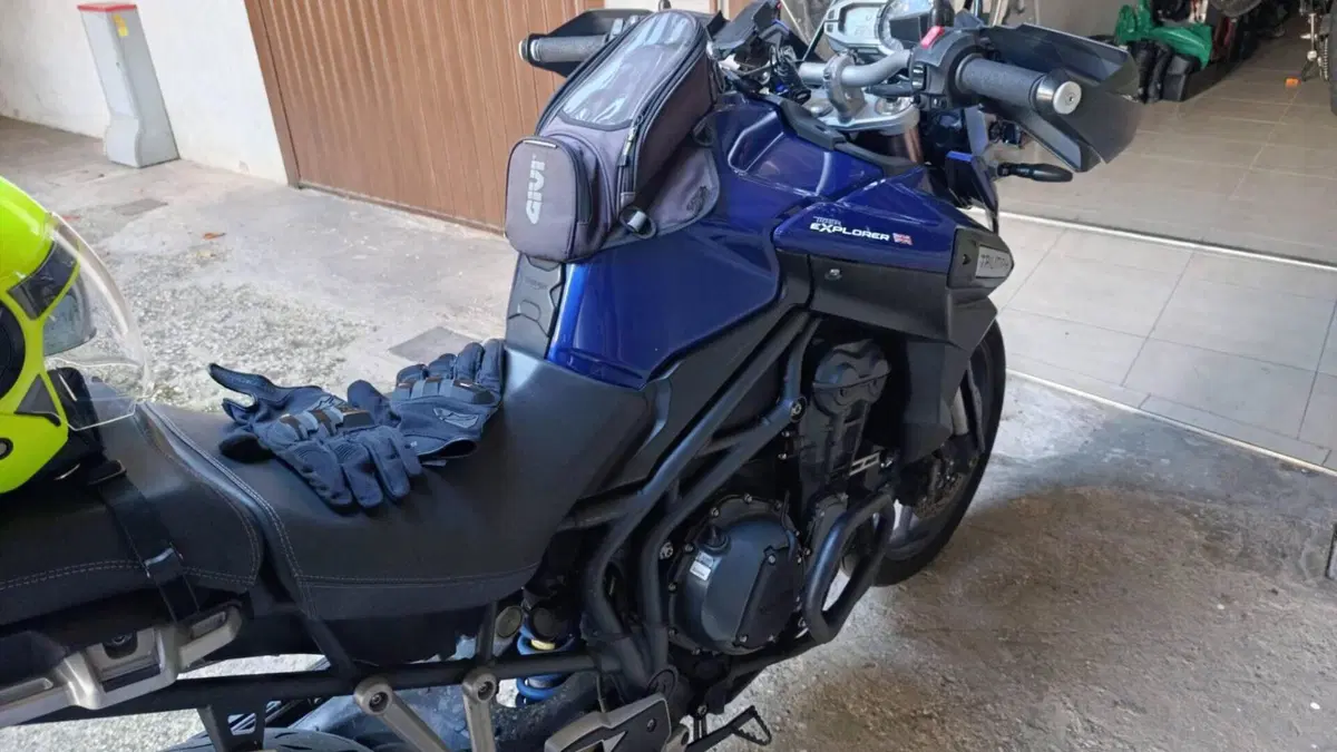 Triumph Tiger Explorer 1215 ABS (2011 - 14)  (2)