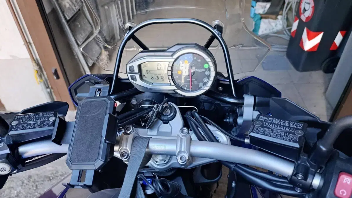 Triumph Tiger Explorer 1215 ABS (2011 - 14)  (3)