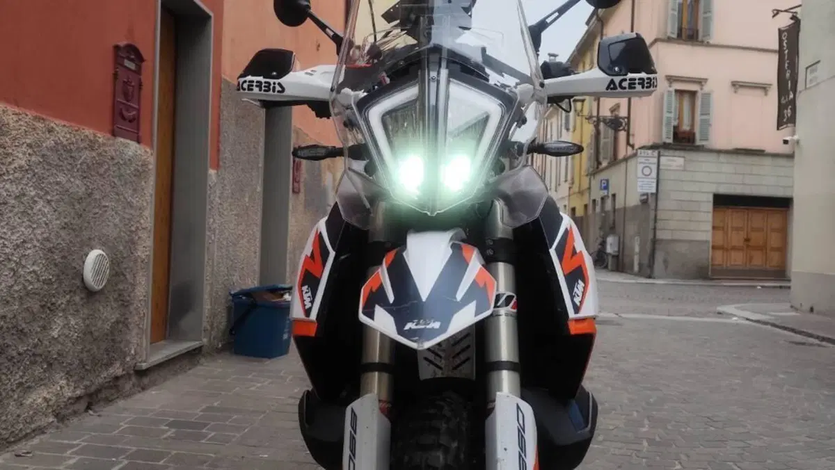 KTM 890 Adventure R Rally (2021)  (17)