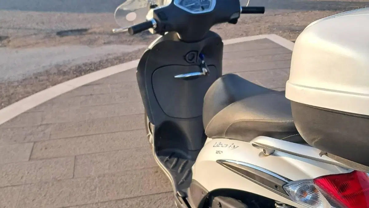 Piaggio Liberty 150 4T (2008 - 13)  (4)