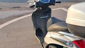 Piaggio Liberty 150 4T (2008 - 13)  (4)