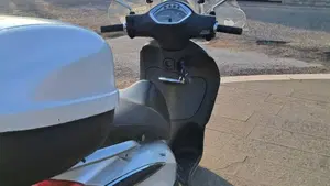 Piaggio Liberty 150 4T (2008 - 13)  (5)