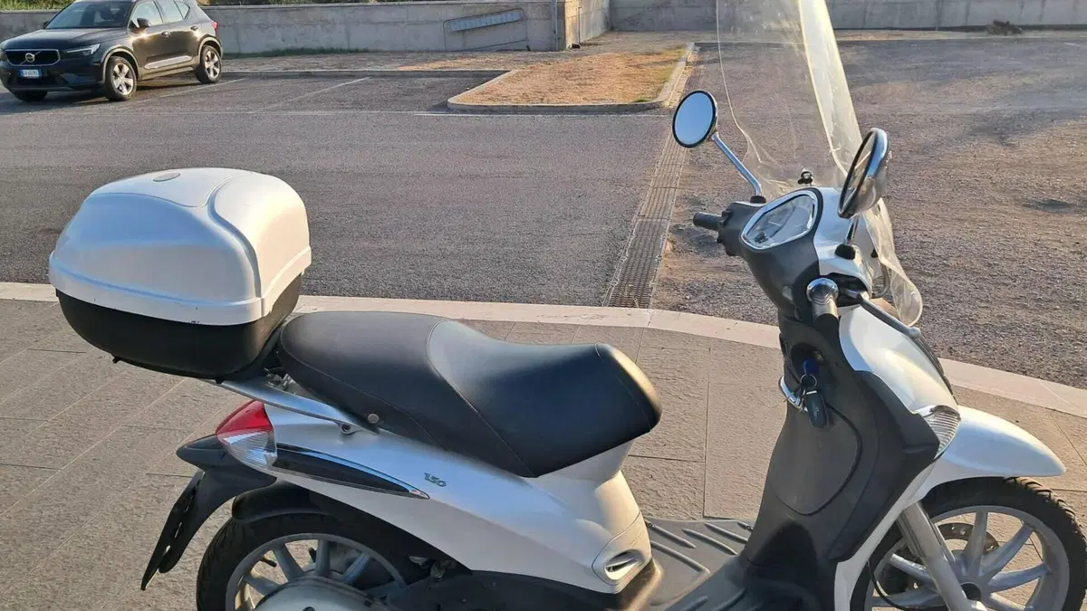 Piaggio Liberty 150 4T (2008 - 13)  (6)