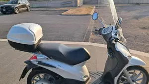Piaggio Liberty 150 4T (2008 - 13)  (6)