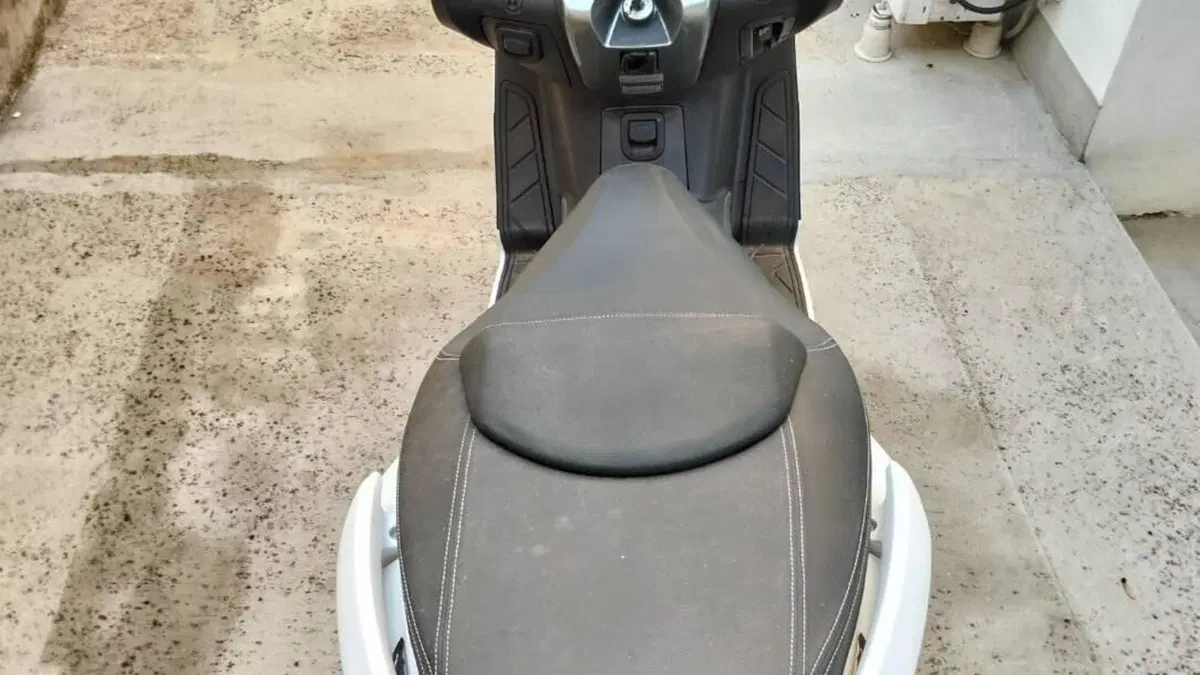 Kymco Xciting 400i ABS (2016 - 20)  (2)