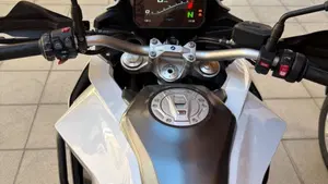 Bmw F 900 XR (2020 - 24)  (2)