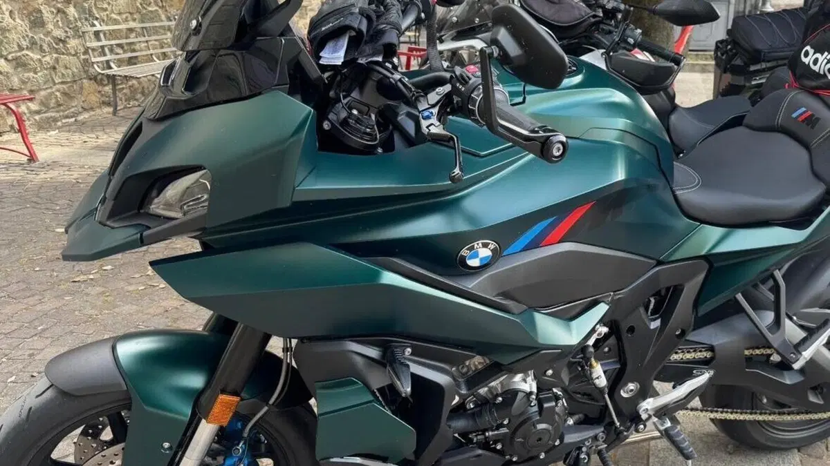 Bmw M 1000 XR (2024 - 27) 