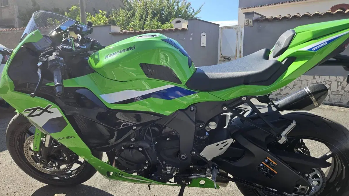 Kawasaki Ninja 636 ZX-6R Performance (2025 - 26)  (2)