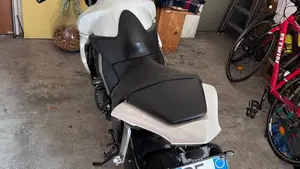 Honda CB 1000 R (2008 - 10)  (7)