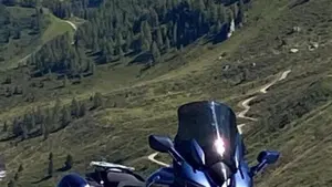 Yamaha FJR 1300 A (2016 - 20)  (7)