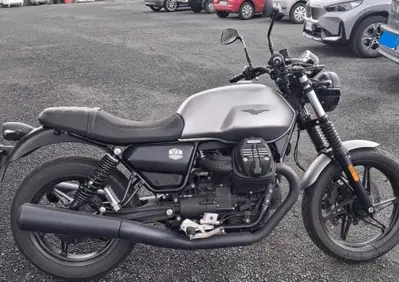 Moto Guzzi V7 Stone (2021 - 24) - Annuncio 10088529
