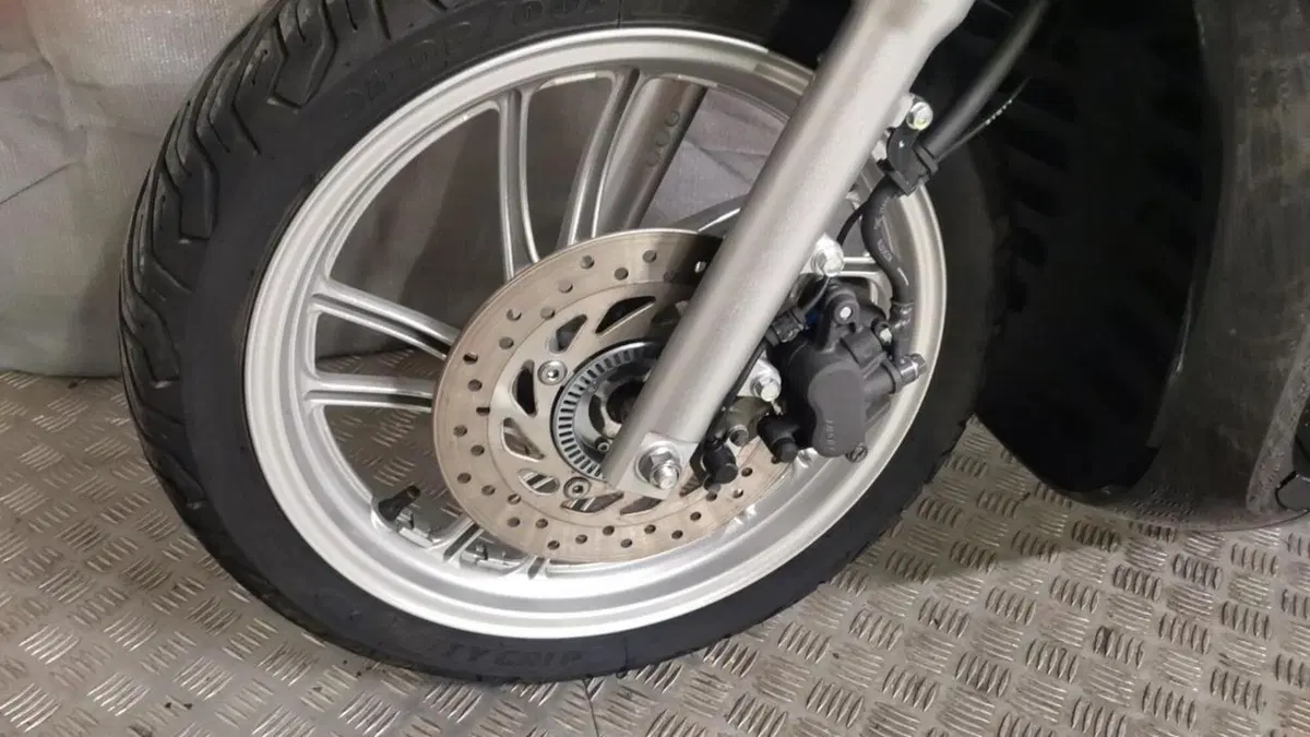 Honda SH 150i ABS (2013 - 16)  (5)