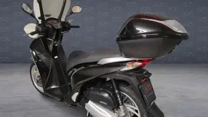 Honda SH 150i ABS (2013 - 16)  (4)