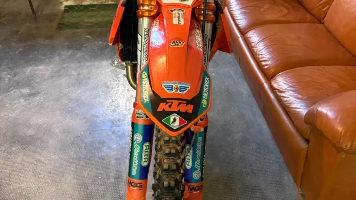 KTM 250 SX-F Prado (2020)  (2)