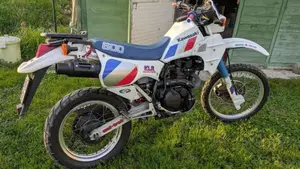 Kawasaki   (8)