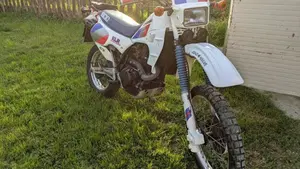 Kawasaki   (9)