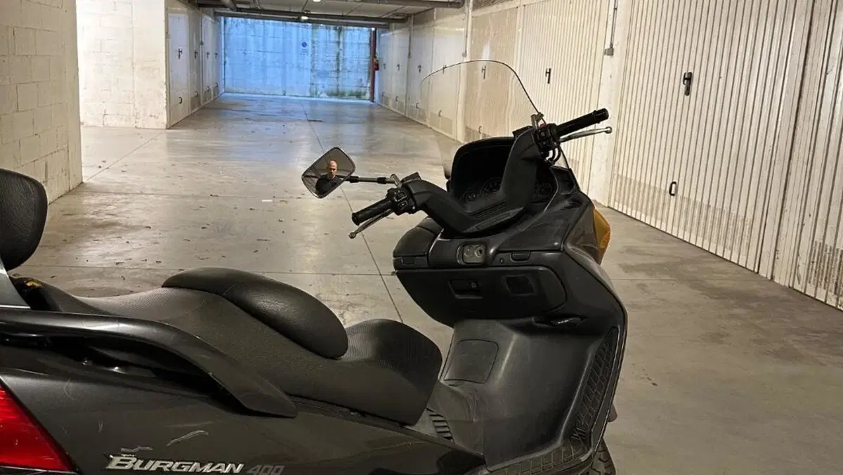 Suzuki Burgman AN 400 i.e. (2004 - 05)  (3)