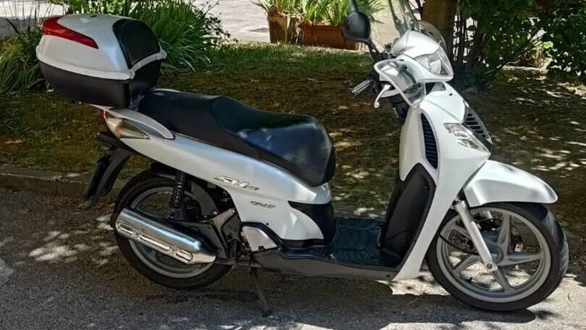 Honda SH 125 i (2009 - 12)  (7)