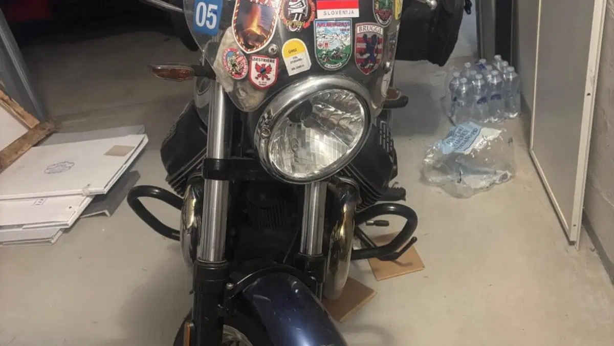 Moto Guzzi V7 Special (2021 - 24)  (4)
