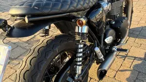 Triumph Bonneville T120 (2016 - 20)  (13)