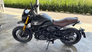 Moto Morini SEIEMMEZZO SCR (2022 - 26)  (3)