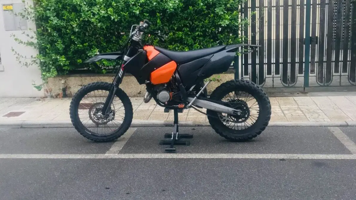 KTM 125 EXC (2007)  (8)