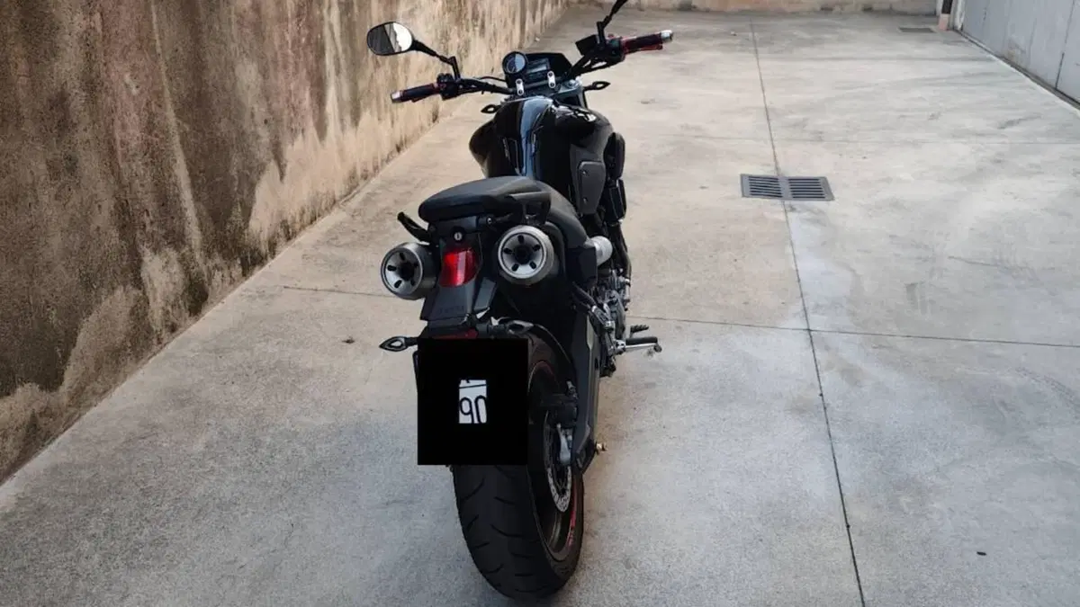 Yamaha MT-03 (2006 - 14)  (4)