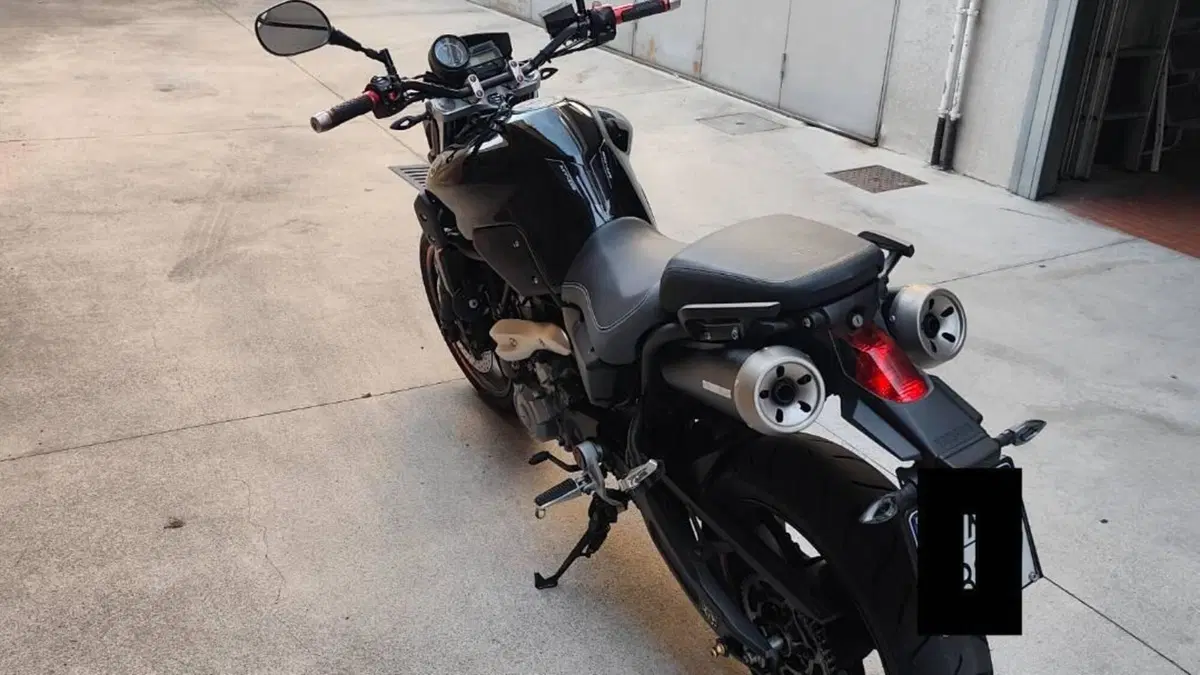 Yamaha MT-03 (2006 - 14)  (5)